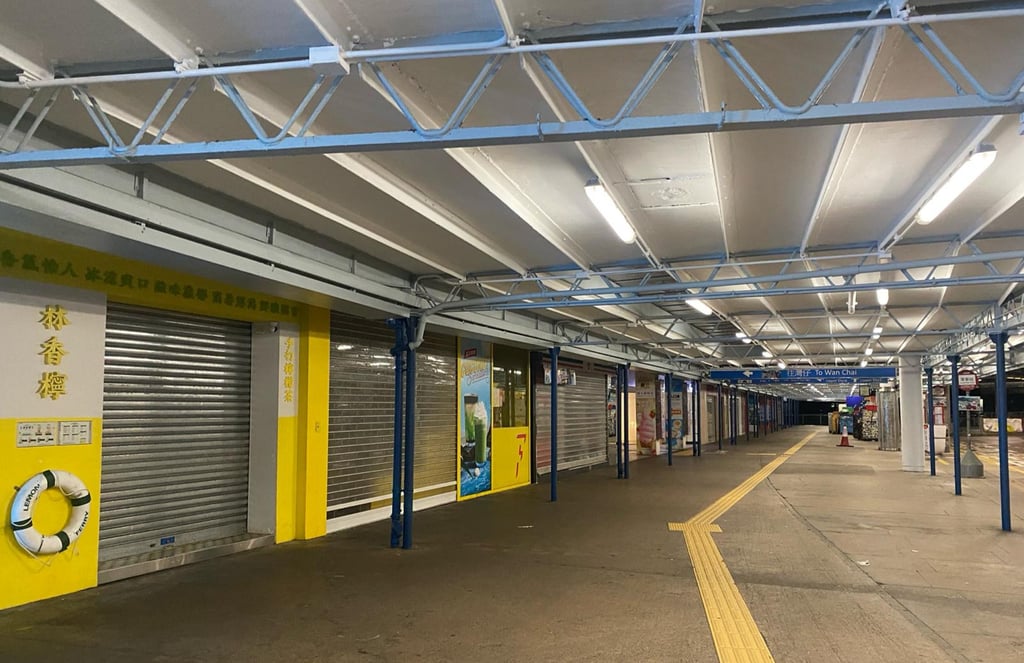 A Post reporter discovered no signs of anyone sleeping rough at the pier on Saturday night. Photo: Xiaomei Chen A Post reporter discovered no signs of anyone sleeping rough at the pier on Saturday night. Photo: Xiaomei Chen