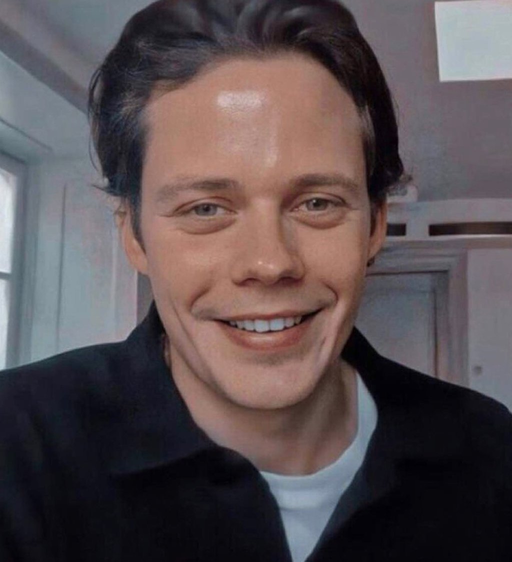 Bill Skarsgård comes from an acting family. Photo: @billskarsgard_/Instagram Bill Skarsgård comes from an acting family. Photo: @billskarsgard_/Instagram