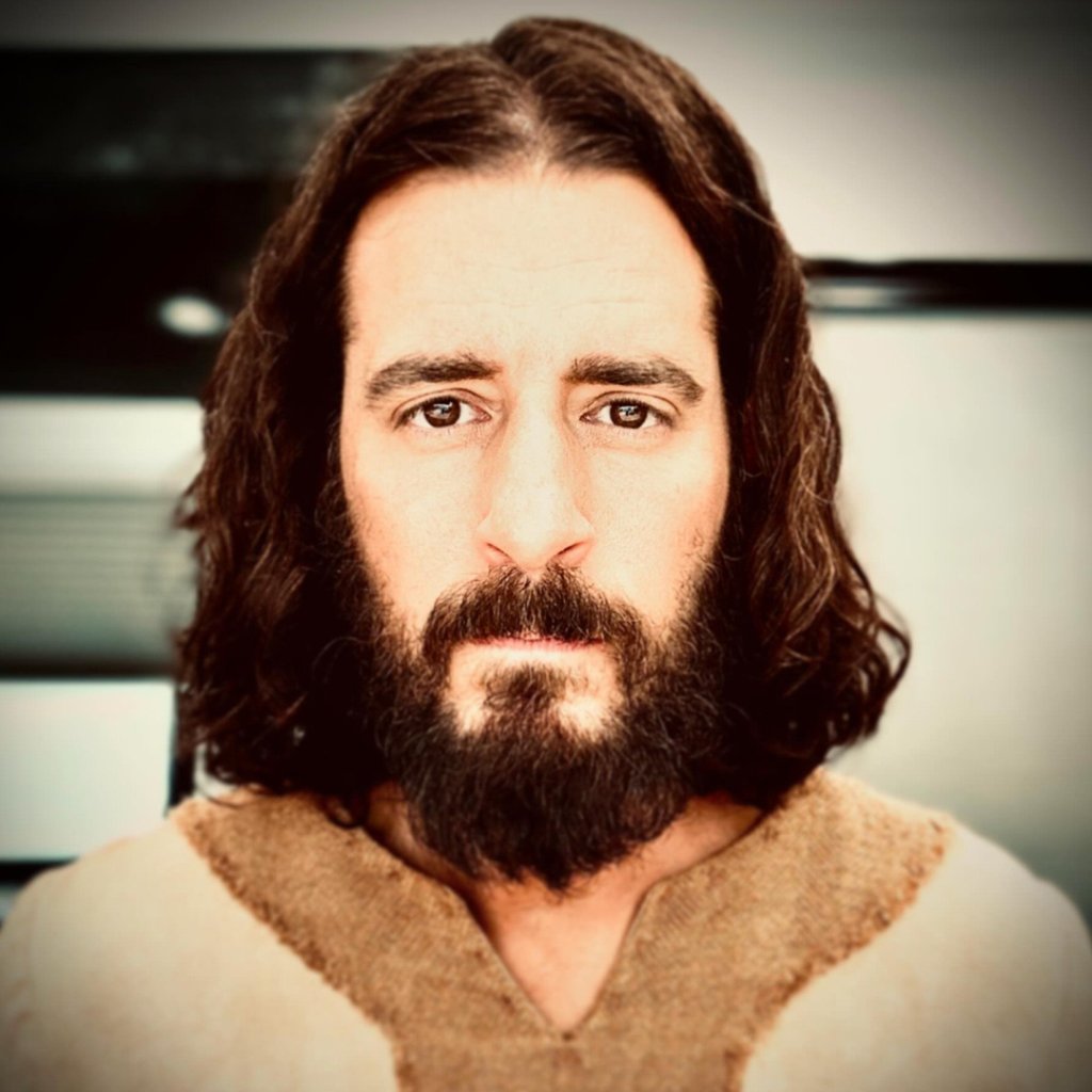 Jonathan Roumie regularly prays to Jesus, the actor has said. Photo: @jonathanroumieofficial/Instagram Jonathan Roumie regularly prays to Jesus, the actor has said. Photo: @jonathanroumieofficial/Instagram