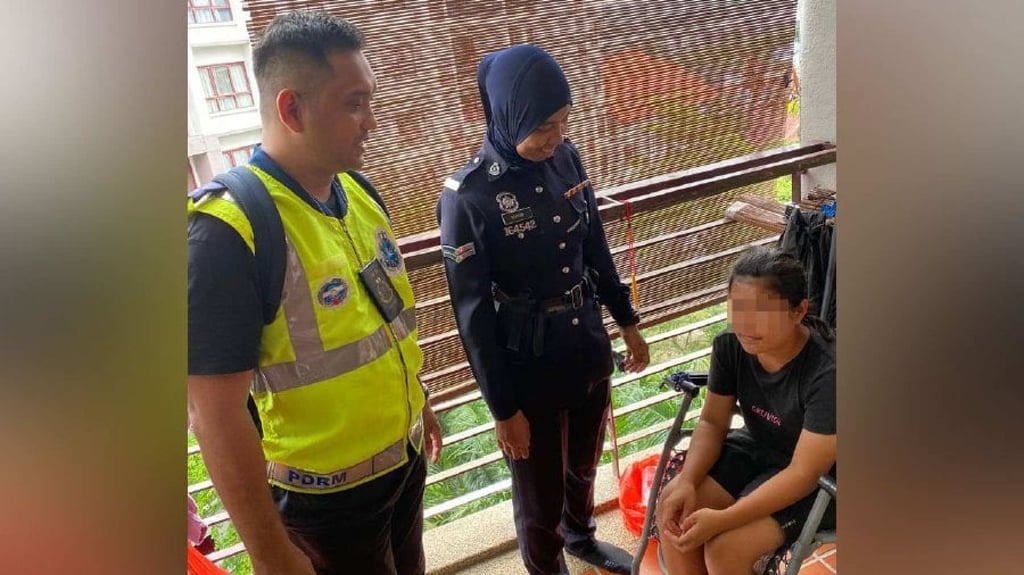 Police intervened after the domestic helper threw a note off the balcony. Photo: Royal Malaysian Police Police intervened after the domestic helper threw a note off the balcony. Photo: Royal Malaysian Police