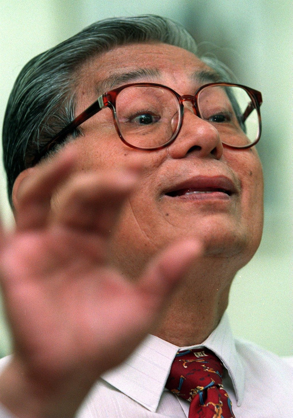 A towering figure in children’s musical education in Hong Kong, Yip Wai-hong taught at Hong Kong Baptist College, founded choirs and orchestras and opened his own music education centre. Photo: Robert Ng
