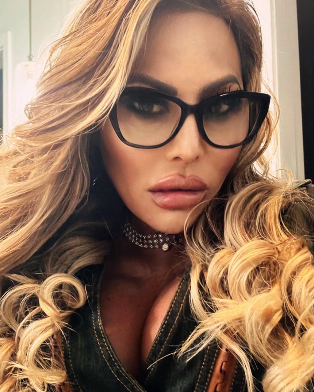 Orianne Cevey was born in Nyon, Switzerland and is of Swiss and Thai descent. Photo: @orianne_collins/Instagram