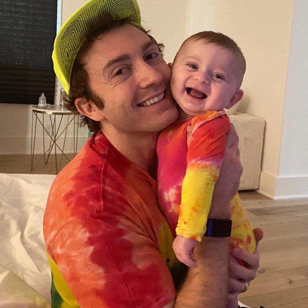 Daryl Sabara and his son in matching clothes. Photo: @darylsabara/Instagram