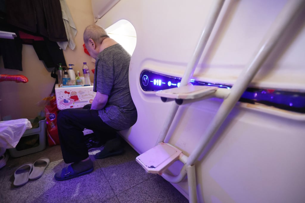 A top Beijing official urged Hong Kong three years ago to eliminate subdivided flats and cage homes by 2049, as 220,000 people relied on 108,200 subdivided flats. Photo: Edmond So A top Beijing official urged Hong Kong three years ago to eliminate subdivided flats and cage homes by 2049, as 220,000 people relied on 108,200 subdivided flats. Photo: Edmond So