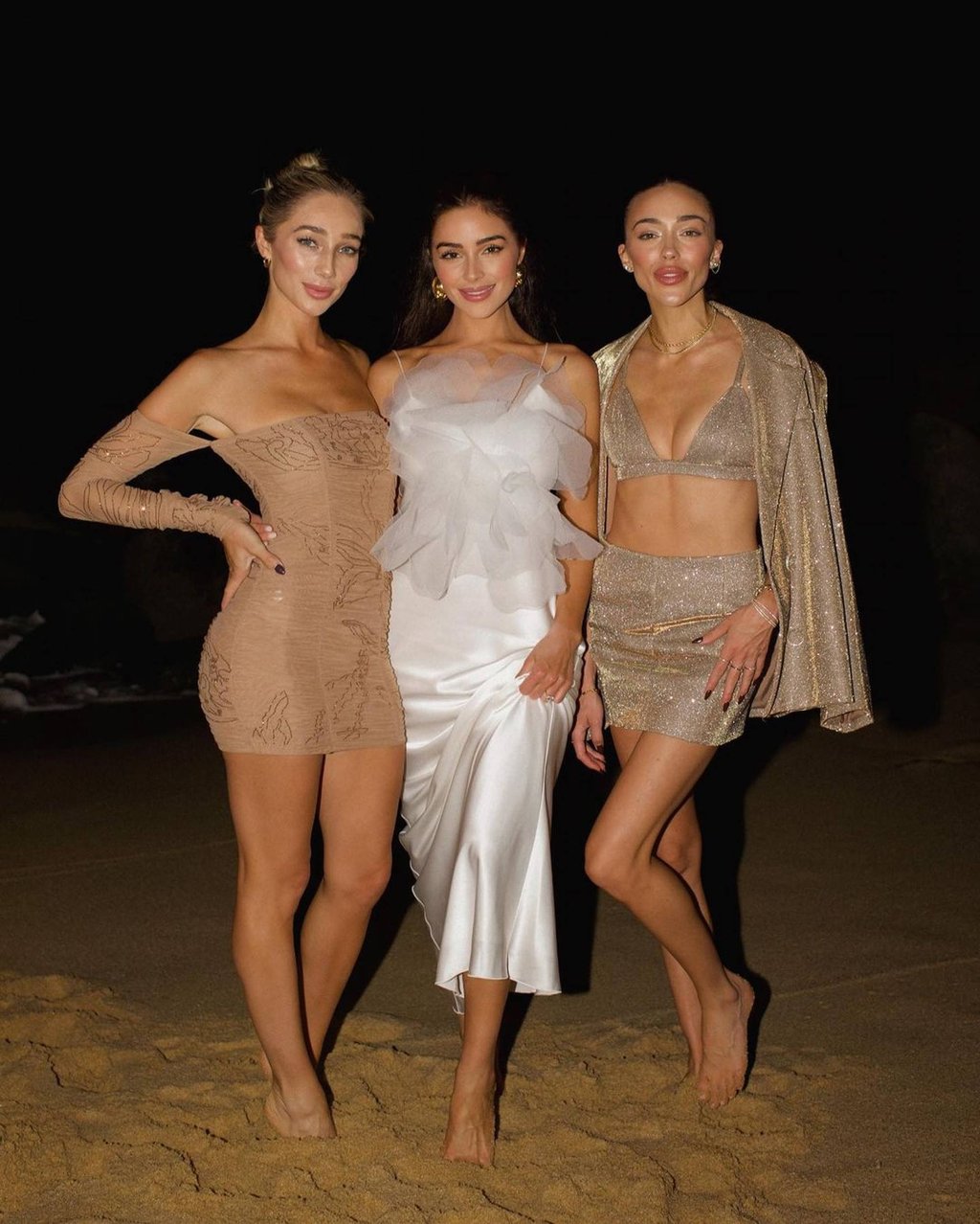 “Being the oldest means I’m the OG influencer of these two,” Aurora Culpo joked on this photo with her sisters Sophie and Olivia. Photo: @auroraculpo/Instagram “Being the oldest means I’m the OG influencer of these two,” Aurora Culpo joked on this photo with her sisters Sophie and Olivia. Photo: @auroraculpo/Instagram