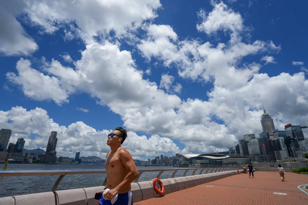 The forecaster is calling for sunny periods and a few isolated showers on Saturday, while Sunday will be mainly cloudy with isolated thunderstorms. Photo: Sam Tsang