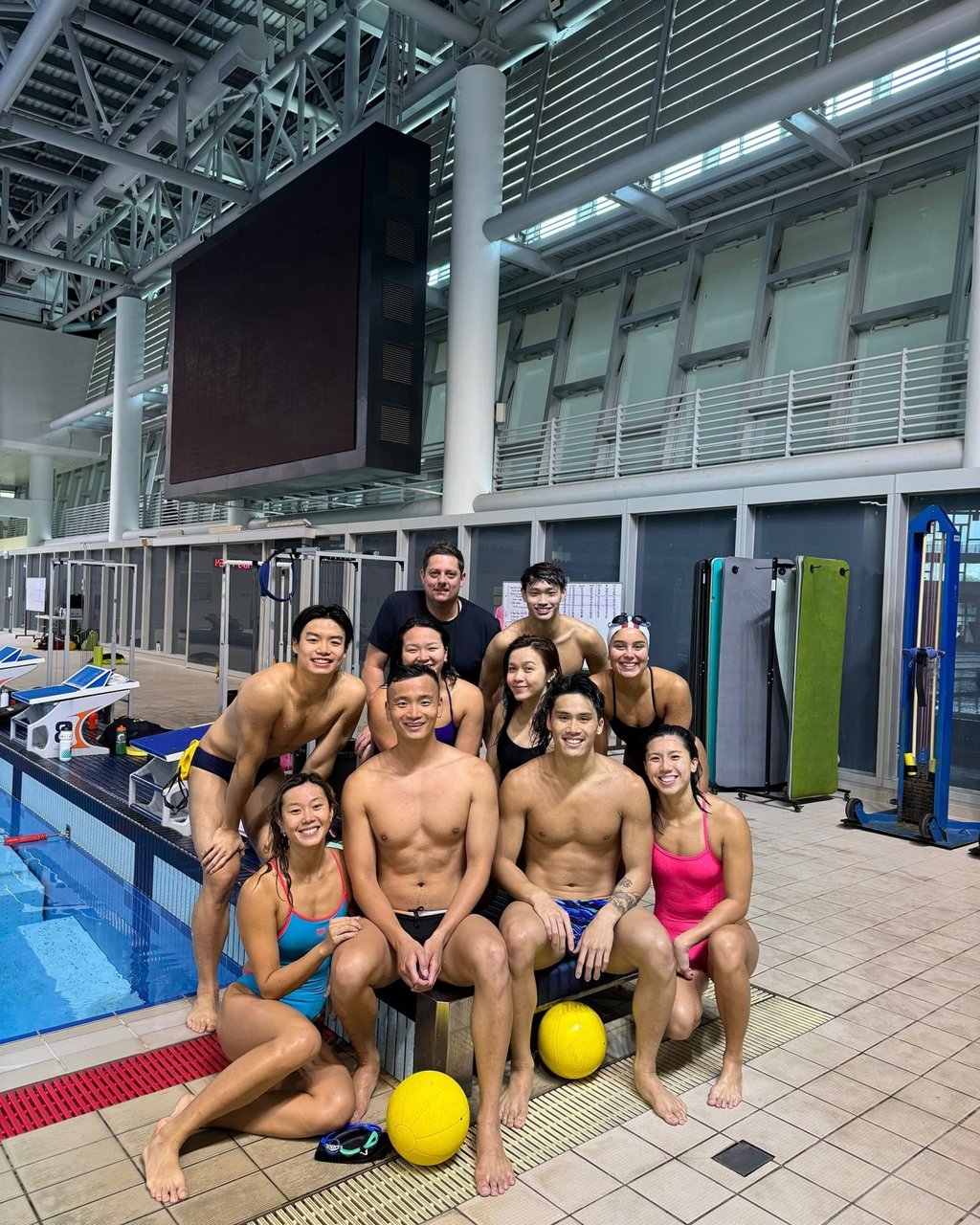 Stephanie Au Hoi-sun (bottom left), Amanda Lim (bottom right) and Australian swim coach David Lush (upper centre) and teammates at the Hong Kong Sports Institute (HKSI). Photo: Instagram / @stephaniehsau Stephanie Au Hoi-sun (bottom left), Amanda Lim (bottom right) and Australian swim coach David Lush (upper centre) and teammates at the Hong Kong Sports Institute (HKSI). Photo: Instagram / @stephaniehsau