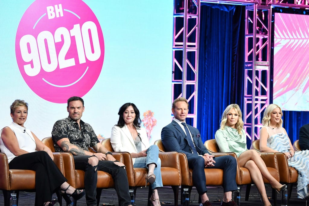 Cast members of Beverly Hills 90210, from left, Gabrielle Carteris, Brian Austin Green, Doherty, Ian Ziering, Jennie Garth and Tori Spelling in 2019. Photo: AFP