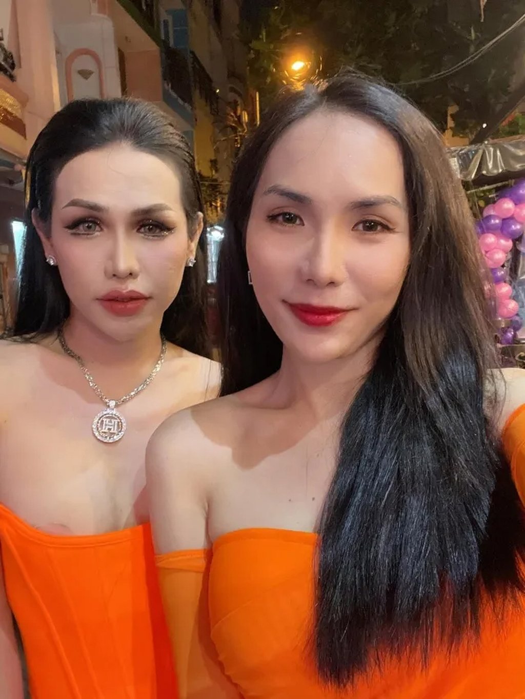 The two former brothers are now living happily as sisters in Vietnam’s Ho Chi Minh City. Photo: QQ.com