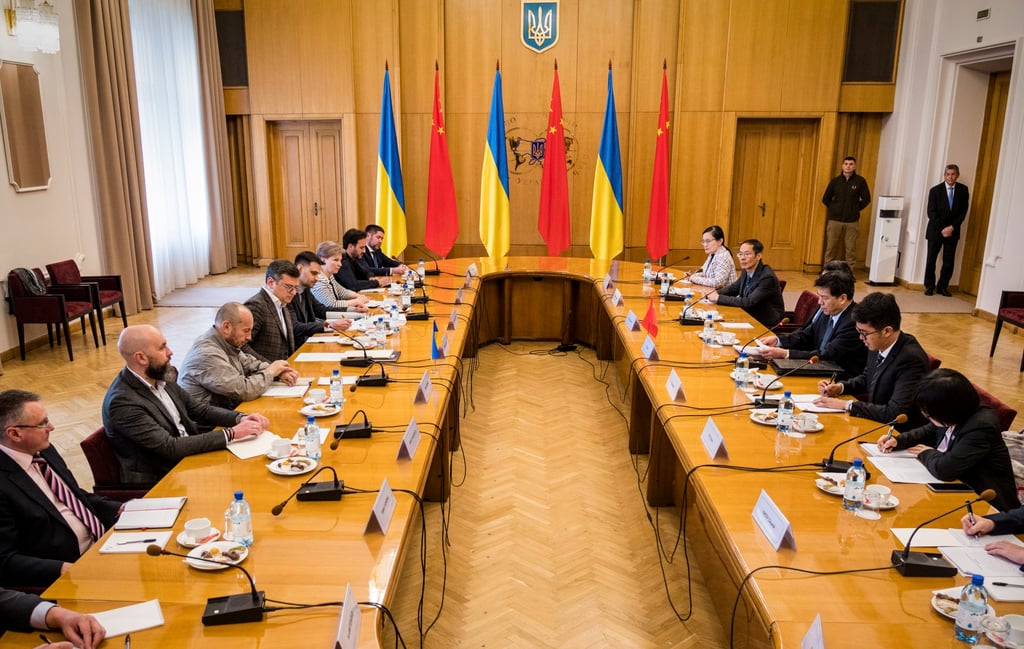 Ukrainian and Chinese delegations meet Kyiv in May 2023. Photo: EPA-EFE/Ukrainian foreign ministry