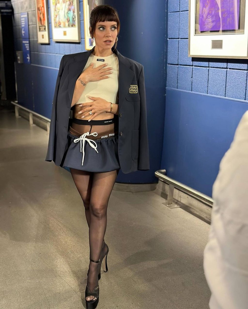 Lily Allen in her stage outfit for a performance at The O2 in London, in May. Photo: @lilyallen/Instagram Lily Allen in her stage outfit for a performance at The O2 in London, in May. Photo: @lilyallen/Instagram