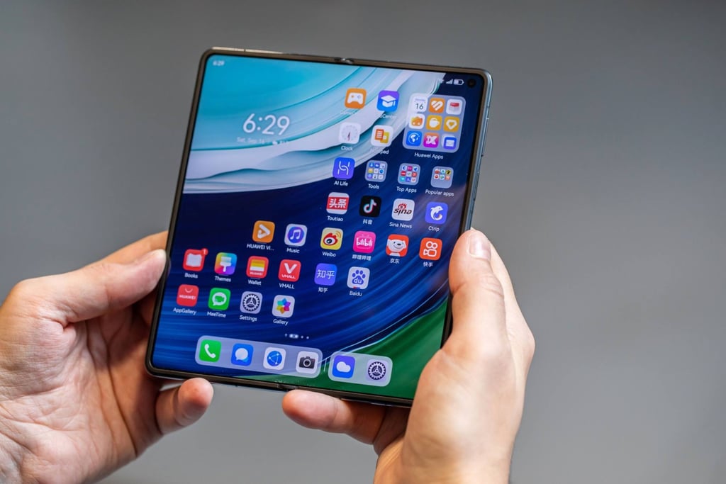 Huawei overtook Samsung as the biggest foldable smartphone maker in the second quarter largely thanks to sales of devices like the Mate X5 in China. Photo: Bloomberg