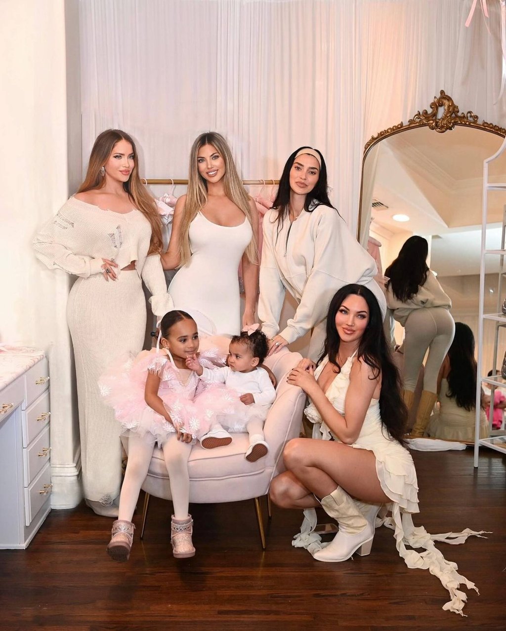 Olivia Pierson and her family at her niece’s birthday party in April. Photo: @sophiapierson/Instagram