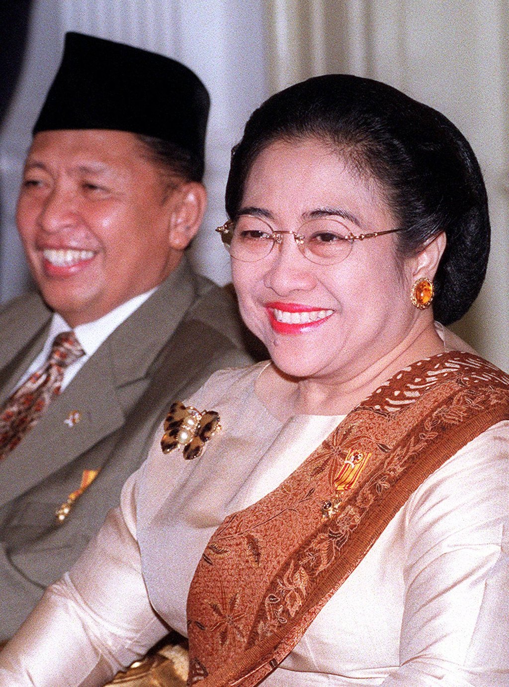 Indonesian President Megawati Sukarnoputri with Vice-President Hamzah Haz in Jakarta in 2001. Photo: AFP