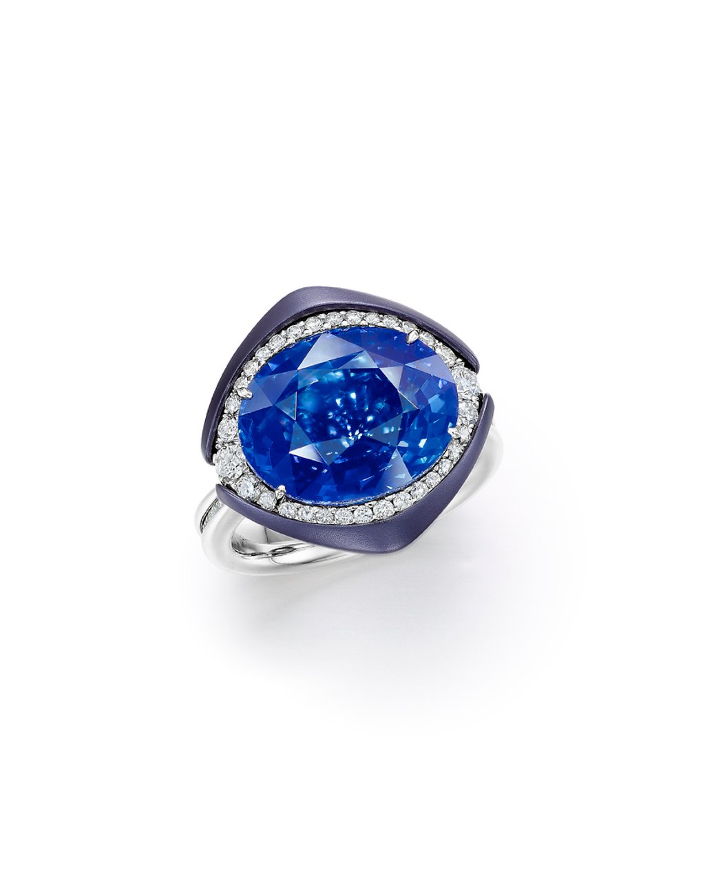 Forms sapphire, diamond and aluminium ring