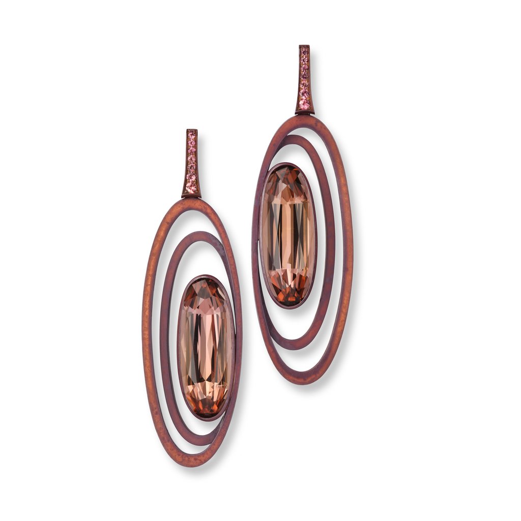 Hemmerle earrings with tourmalines and sapphires, in bronze and white gold