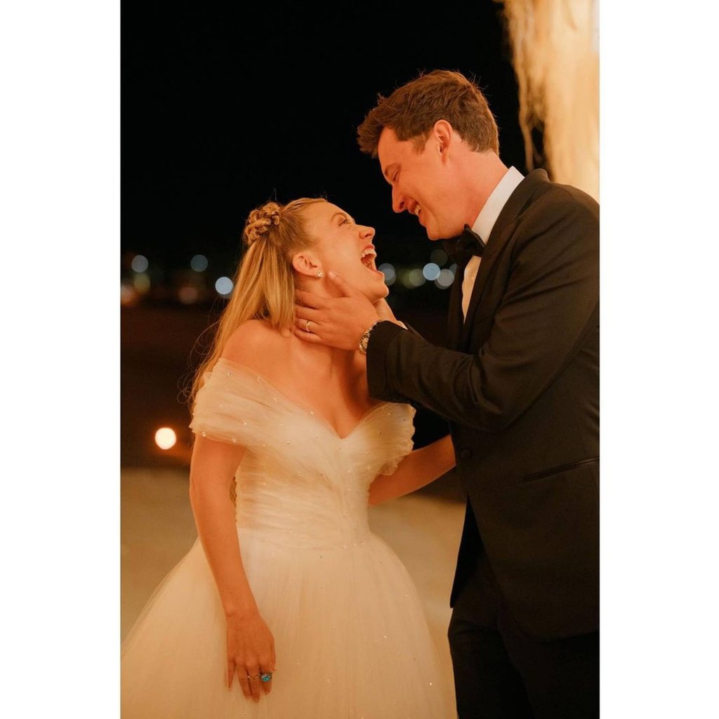 Billie Lourd with her husband Austen Rydell on their wedding day. Photo: @praisethelourd/Instagram