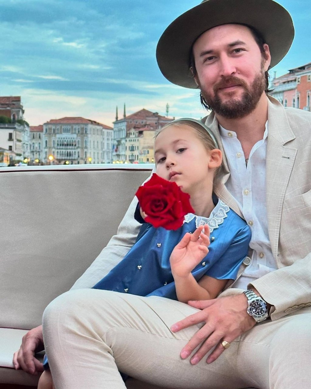 Danny Fujikawa with daughter Rani Rose in an Instagram post by Kate Hudson. Photo: @katehudson/Instagram