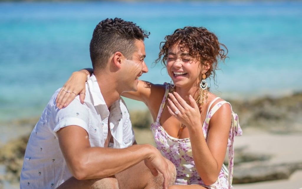 Wells Adams asked Sarah Hyland to marry him during a trip to Fiji. Photo: @wellsadams/Instagram Wells Adams asked Sarah Hyland to marry him during a trip to Fiji. Photo: @wellsadams/Instagram