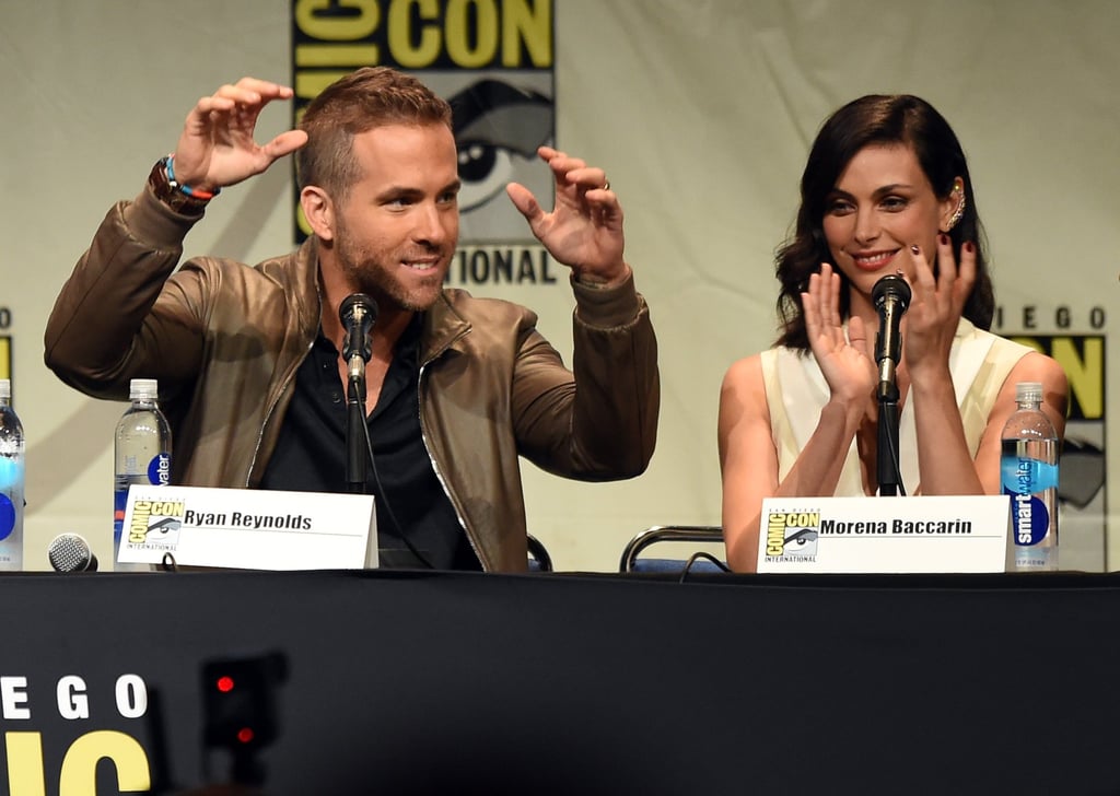 Ryan Reynolds (left) and Morena Baccarin at the 20th Century Fox panel during 2015 Comic-Con in San Diego, California. Photo: Getty Images)