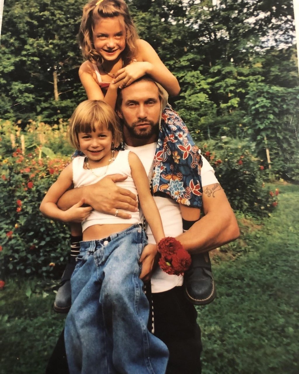 In 2021, Kennya Baldwin shared a throwback photo of her husband Stephen Baldwin with their daughters Alaia and Hailey. Photo: @ourdailybreadgf/Instagram