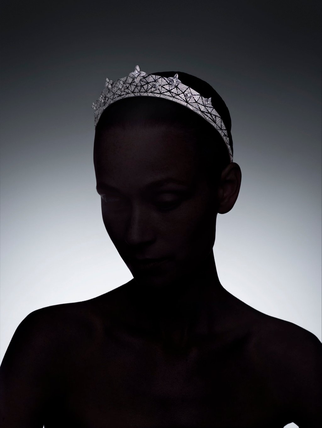 Louis Vuitton Awakened Hands Élégance tiara