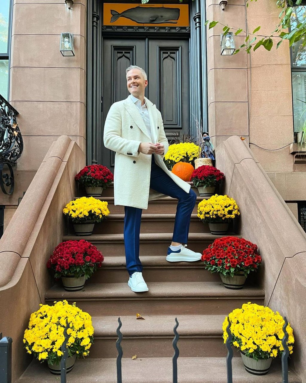 Ryan Serhant poses on the stoop of a classic New York City brownstone town house. Photo: @ryanserhant/Instagram Ryan Serhant poses on the stoop of a classic New York City brownstone town house. Photo: @ryanserhant/Instagram