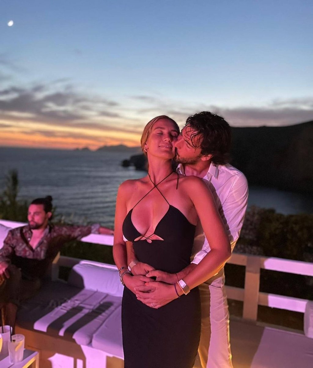 A loved-up picture of Andrea Preti with his then-girlfriend Susanna Giovanardi in 2022. Photo: @gio_6688_/Instagram