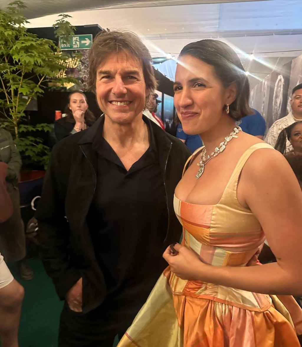 “Best day of my life,” Victoria Canal captioned this Instagram carousel featuring herself and Tom Cruise, as well as video of her singing on stage with her idol Chris Martin. Photo: @victoriacanal/Instagram