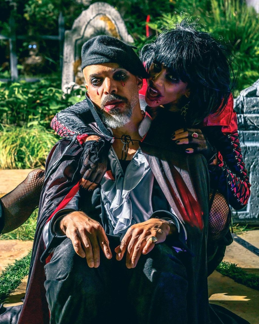 Van Hunt and Halle Berry dressed up together for Halloween 2022. Photo: @vanhunt/Instagram