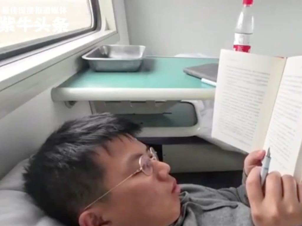 Yang said the lack of a digital connection gave him time to read books and write. Photo: Weibo