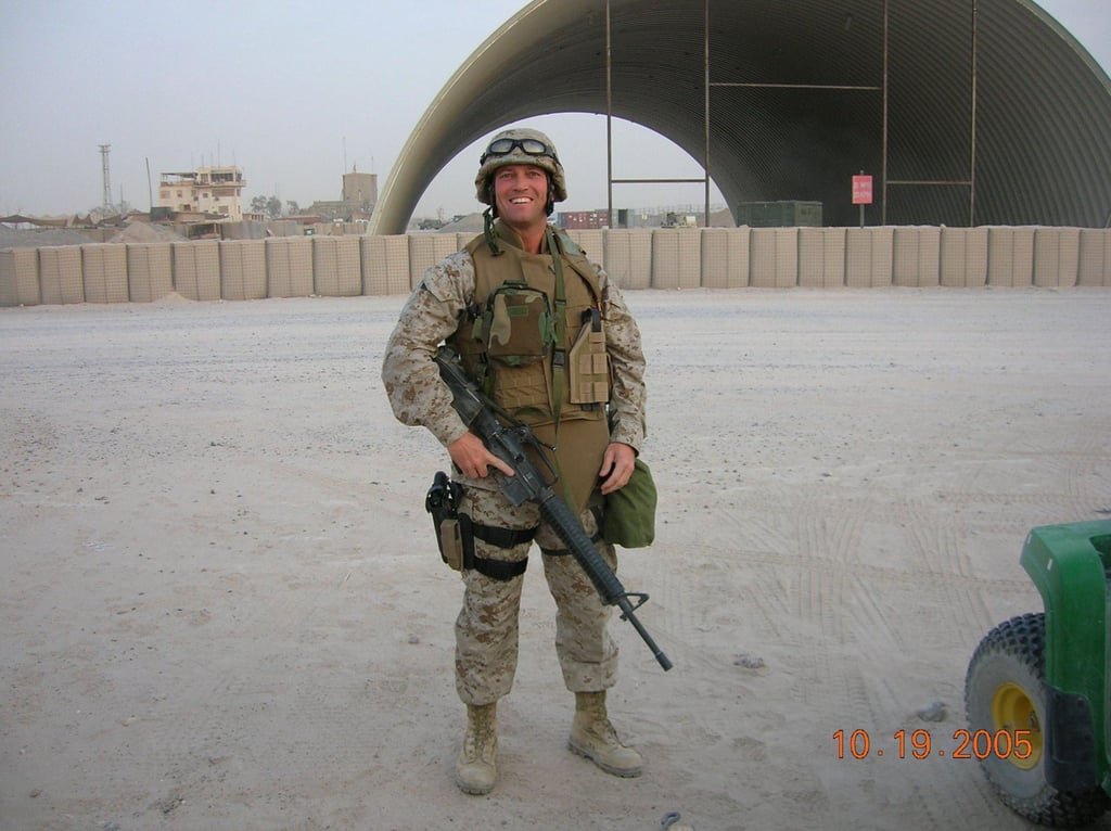 Ronny Jackson wears military fatigues during a 2005 deployment to Iraq. Photo: @RonnyJacksonTX/X