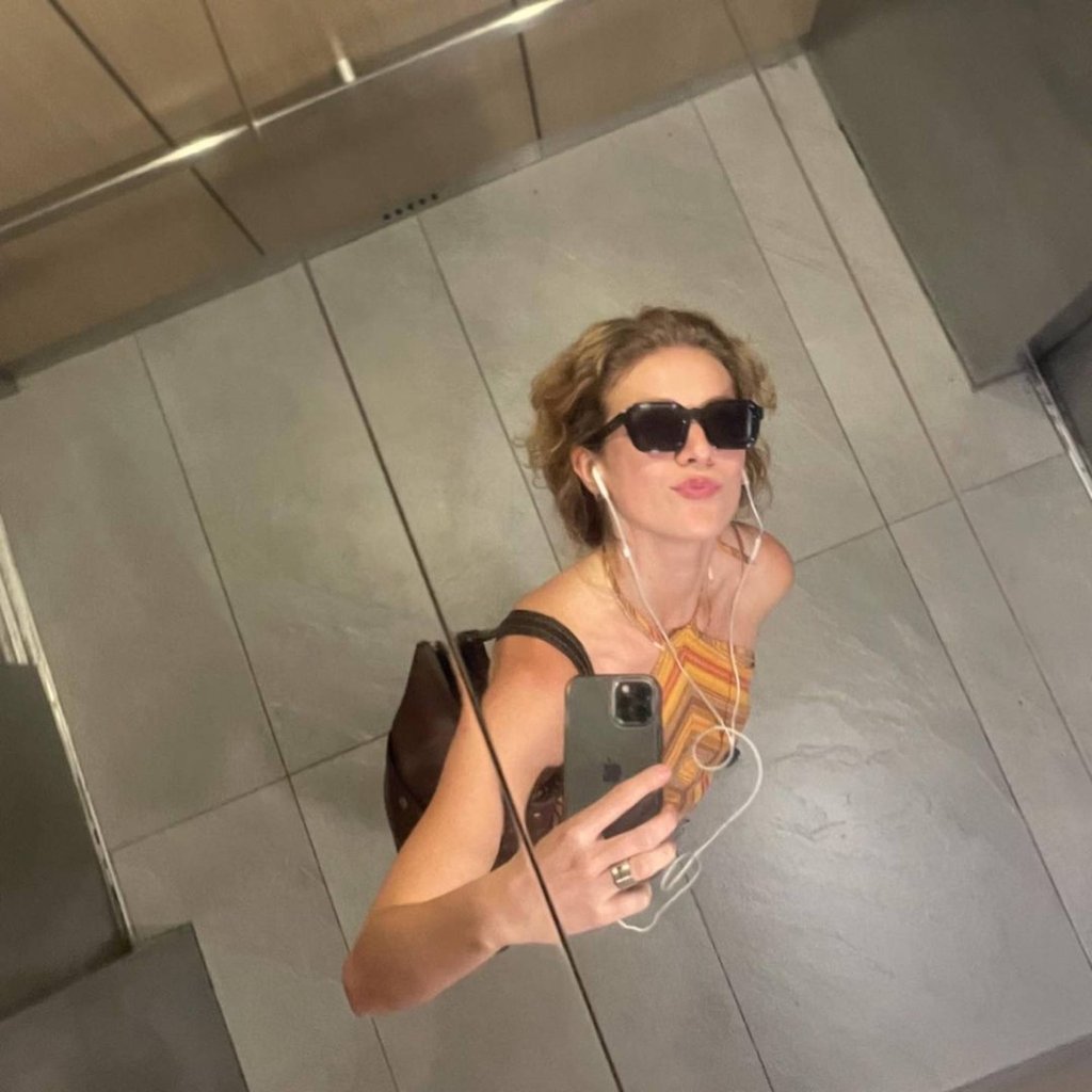 Isabela Ferrer has been sharing photos of her newly glamorous life as a Hollywood starlet on her Instagram. Photo: @isabela.ferrer/Instagram