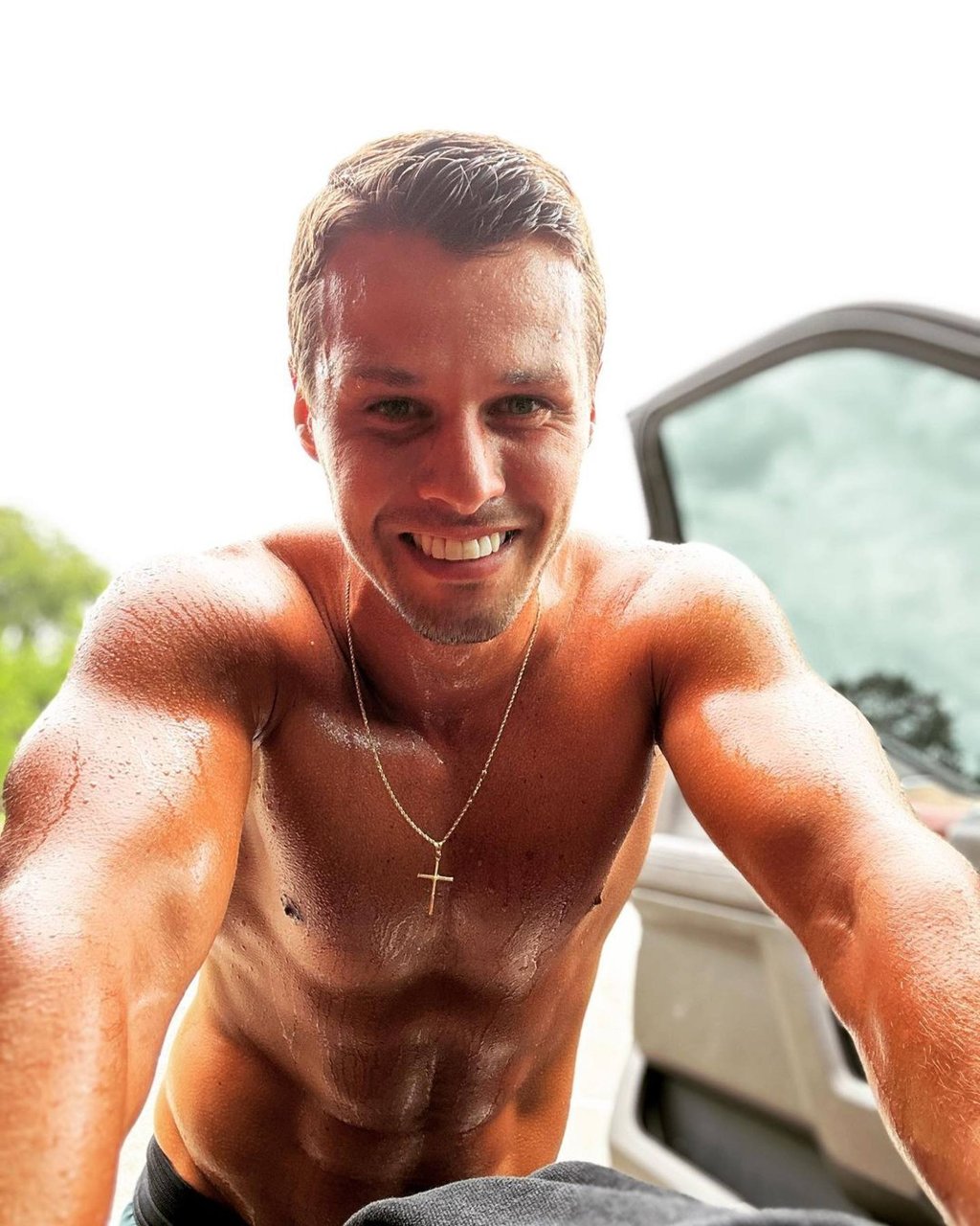 Before Brendan McLoughlin worked for the NYPD, he was an aspiring model. Photo: @brendanjmcloughlin/Instagram Before Brendan McLoughlin worked for the NYPD, he was an aspiring model. Photo: @brendanjmcloughlin/Instagram