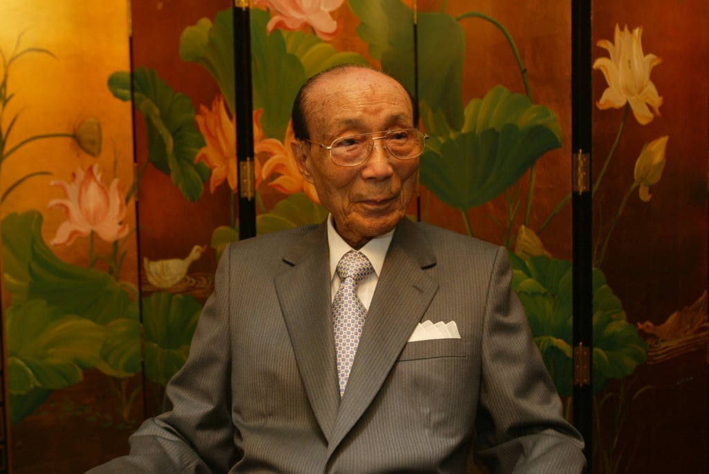 Claudia Shaw’s late grand-uncle, executive chairman Sir Run Run Shaw, at the Shaw Brothers Holdings’ annual general meeting at Kowloon Shangri-la in 2006. Photo: SCMP Claudia Shaw’s late grand-uncle, executive chairman Sir Run Run Shaw, at the Shaw Brothers Holdings’ annual general meeting at Kowloon Shangri-la in 2006. Photo: SCMP