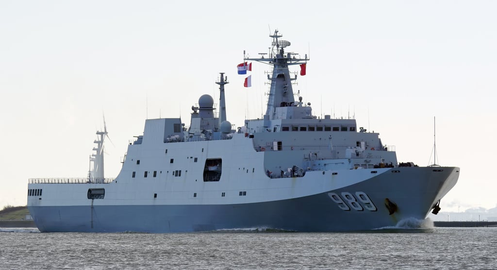 China’s Type 071 amphibious transport dock ship has a flight deck and a hangar. Photo: Handout China’s Type 071 amphibious transport dock ship has a flight deck and a hangar. Photo: Handout
