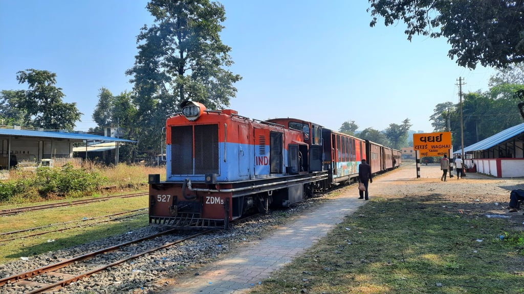 The train before it leaves Waghai station. Photo: Anita Rao Kashi