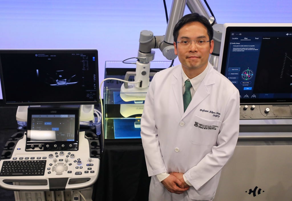 Professor Albert Chan of the university’s department of surgery says new treatment also offers a speedier recovery, with patients able to be discharged on the same day as the procedure or a day later. Photo: Xiaomei Chen