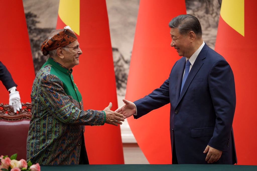 East Timor President José Ramos-Horta (left) and his Chinese counterpart Xi Jinping shake hands after an agreements signing ceremony at Beijing’s Great Hall of the People on July 29. Photo: AP