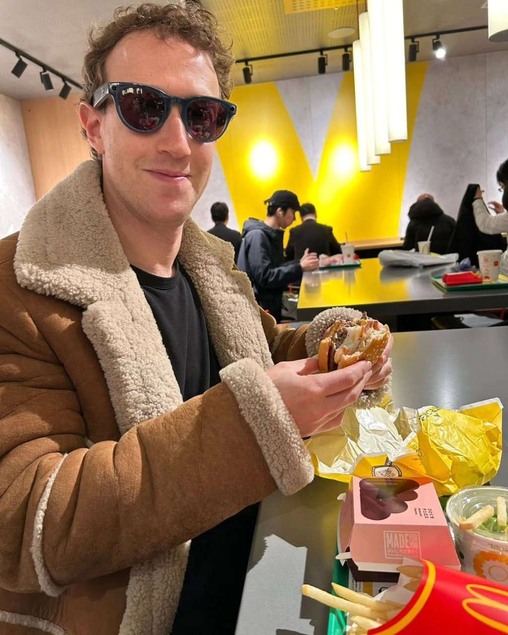 While visiting Japan earlier this year, Mark Zuckerberg showed off his new sense of style by swapping his favourite hoodie for a shearling coat. In a McDonald’s. Photo: @Zuck/Instagram
