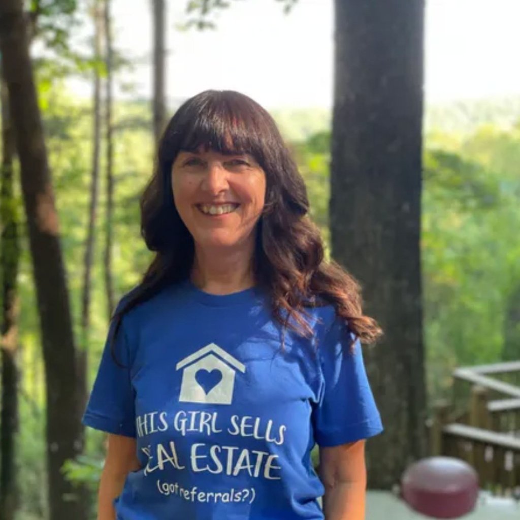 Marian Henry is reportedly a Scientologist, like her movie star brother. Photo: @marianhenryrealtor/Instagram