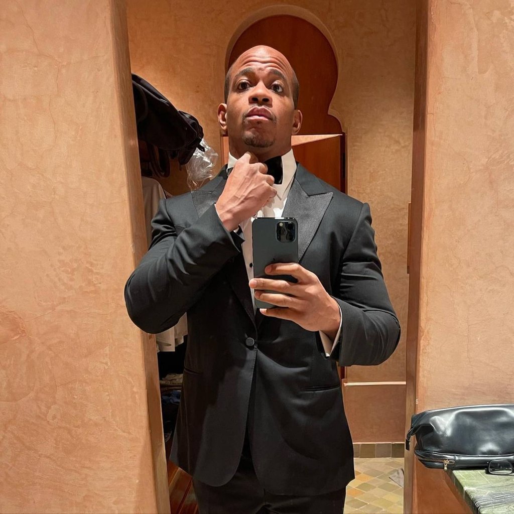 Who is Jennifer Meyer’s billionaire heir fiancé Geoffrey Ogunlesi? 14