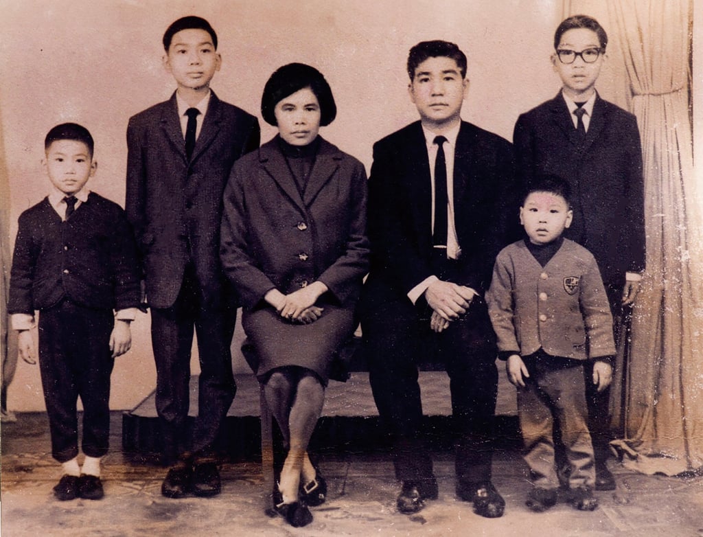 Yuen Kwok-yung (right), aged 10, with his family. Photo: Courtesy of Yuen Kwok-yung