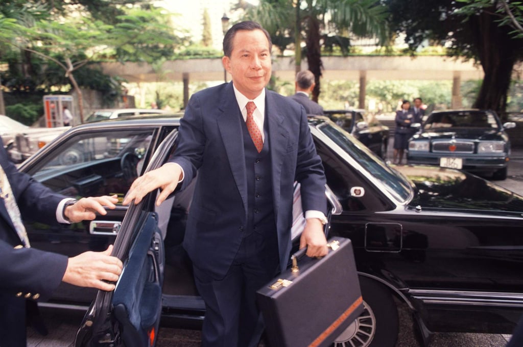 Police Commissioner Li arriving for a 1993 Legislative Council Public Accounts Committee hearing into indebtedness within the police force. Photo: SCMP Archive