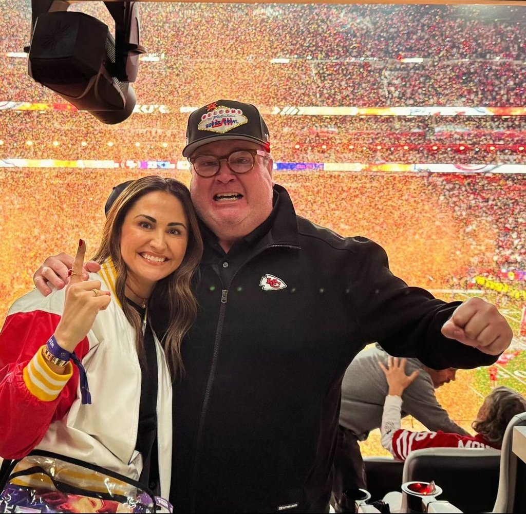 Eric Stonestreet dated his now fiancée Lindsay Schweitzer for years before proposing. Photo: @ericstonestreet/Instagram Eric Stonestreet dated his now fiancée Lindsay Schweitzer for years before proposing. Photo: @ericstonestreet/Instagram