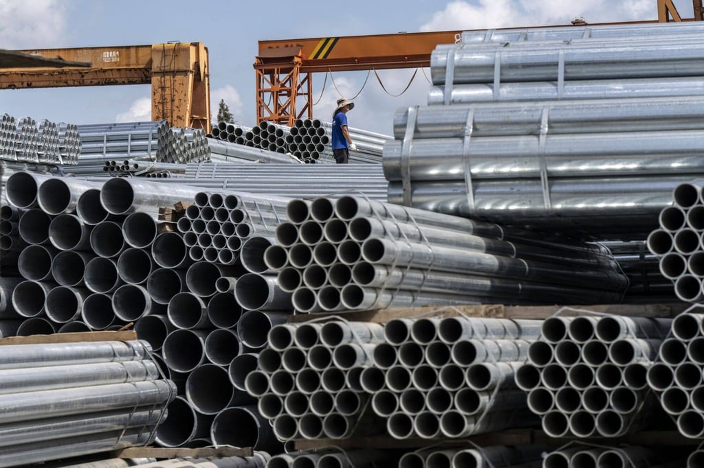 Bundles of steel tubes at a trading market in the outskirts of Shanghai. As surplus Chinese steel makes its way into global markets, Japanese and European steel makers have sought import curbs. Photo: Bloomberg