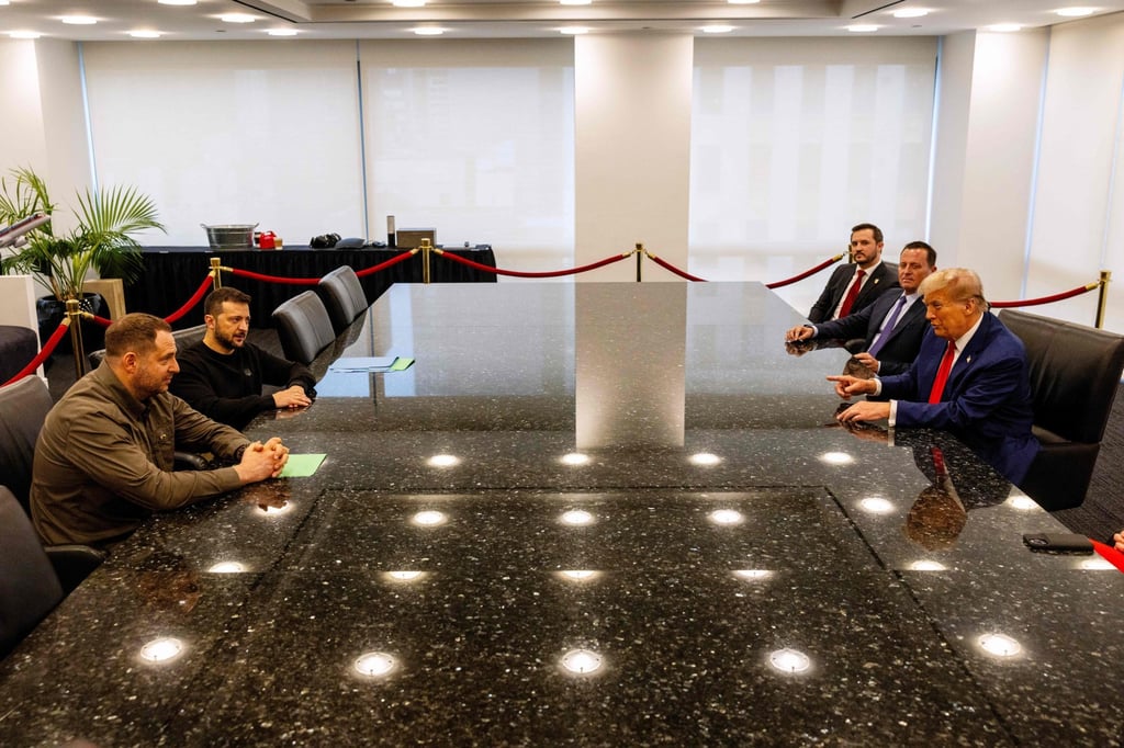 Ukrainian President Volodymyr Zelensky and Republican presidential nominee, former US President Donald Trump, met in New York on Friday. Photo: AFP Ukrainian President Volodymyr Zelensky and Republican presidential nominee, former US President Donald Trump, met in New York on Friday. Photo: AFP