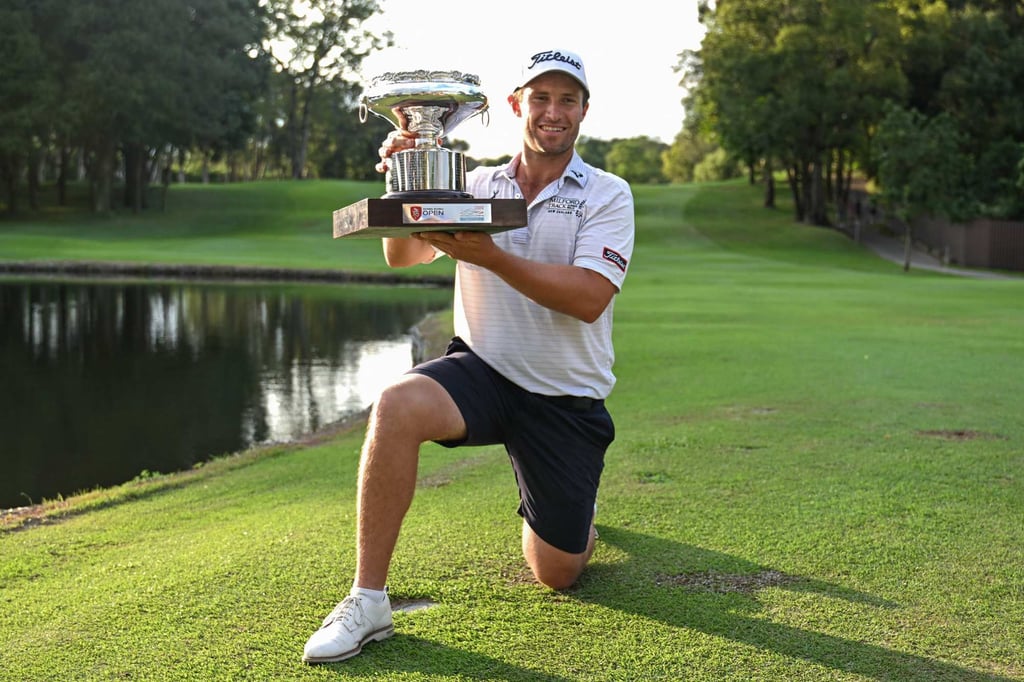 New Zealand’s Ben Campbell celebrates with the Hong Kong Open trophy in Fanling last year. Photo: AFP New Zealand’s Ben Campbell celebrates with the Hong Kong Open trophy in Fanling last year. Photo: AFP