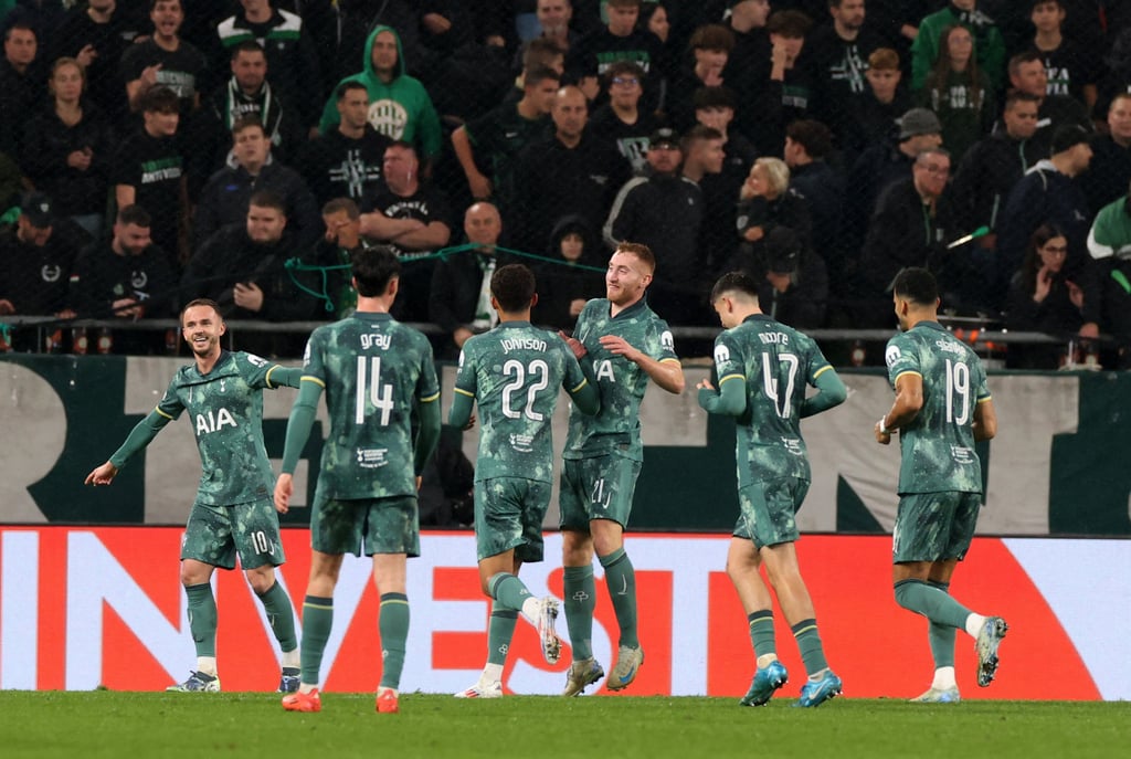Tottenham players look reasonably happy to be out on a Thursday after Brennan Johnson’s strike. Photo: Reuters Tottenham players look reasonably happy to be out on a Thursday after Brennan Johnson’s strike. Photo: Reuters