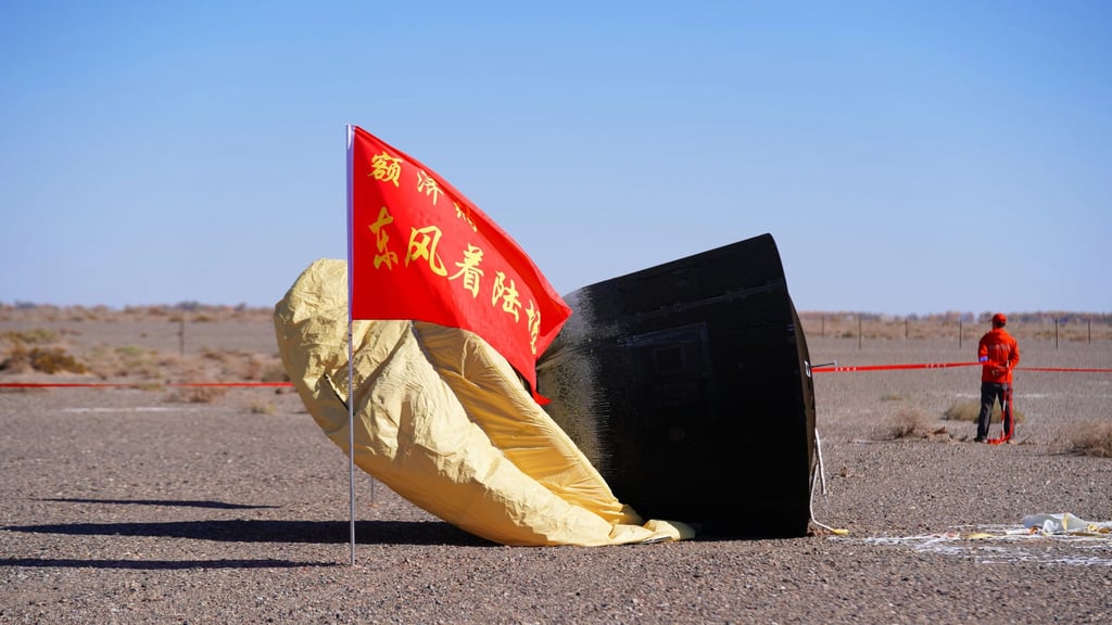The Shijian-19 touched down in Inner Mongolia on Friday morning. Photo: EPA-EFE/Xinhua The Shijian-19 touched down in Inner Mongolia on Friday morning. Photo: EPA-EFE/Xinhua